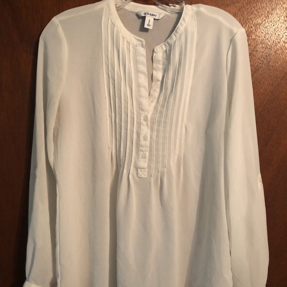 White blouse; Size M